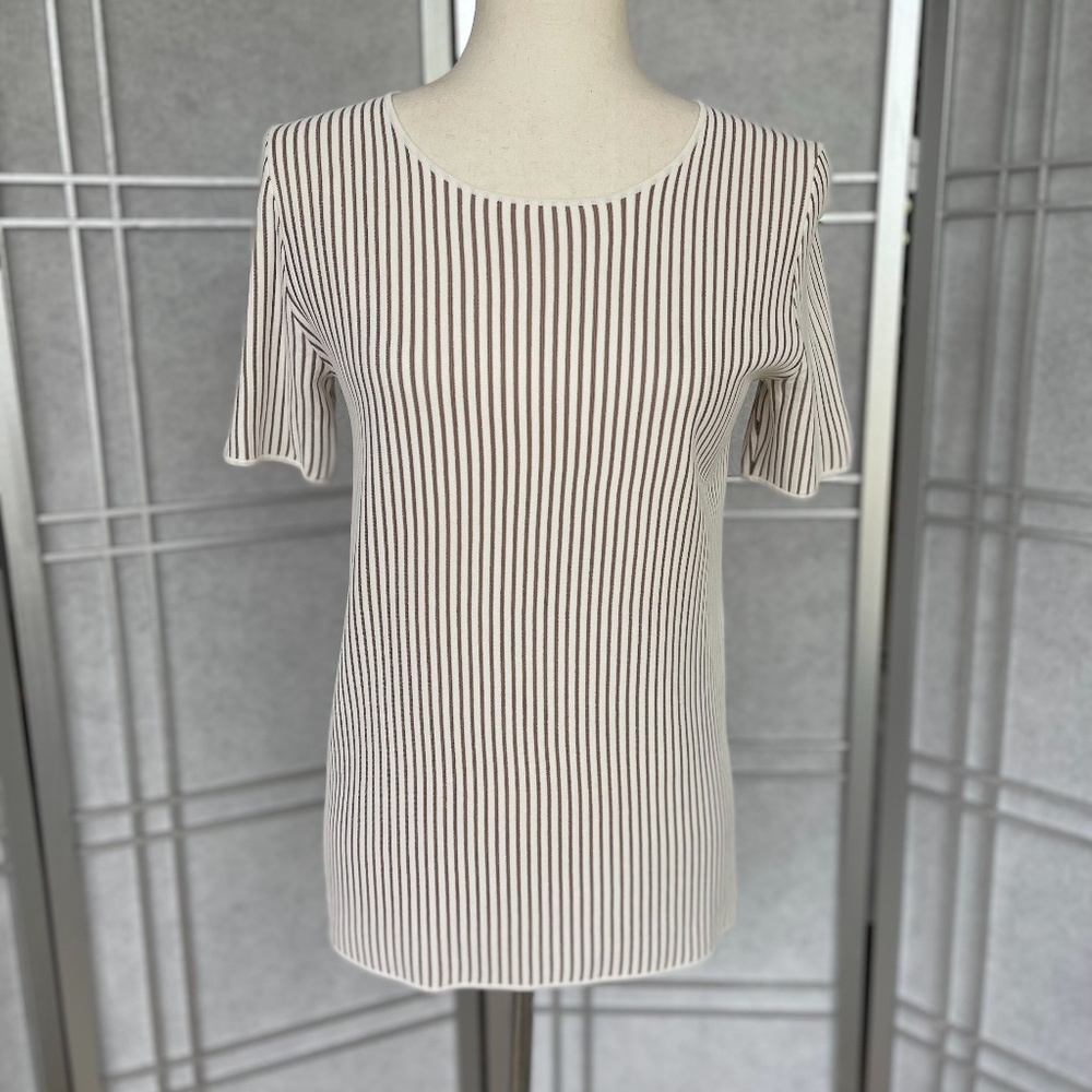 Akris Punto Cream top sz 10